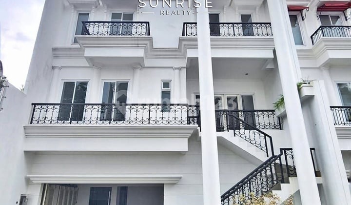 Rumah baru dan Mewah 3 Lantai area Fatmawati, Jakarta Selatan