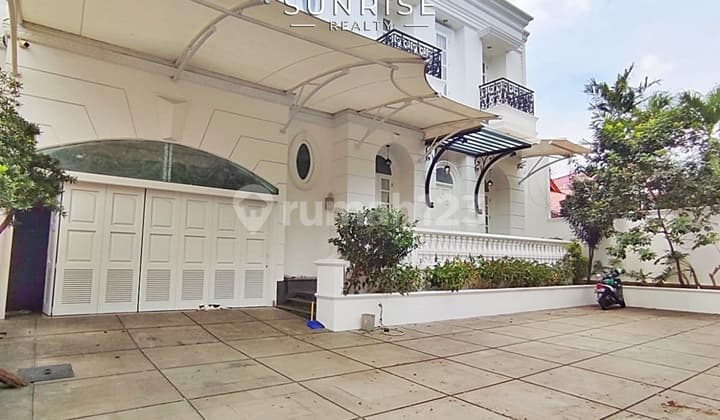 Rumah Mewah Pondok Indah Lingkungan Elite Di Jakarta Selatan