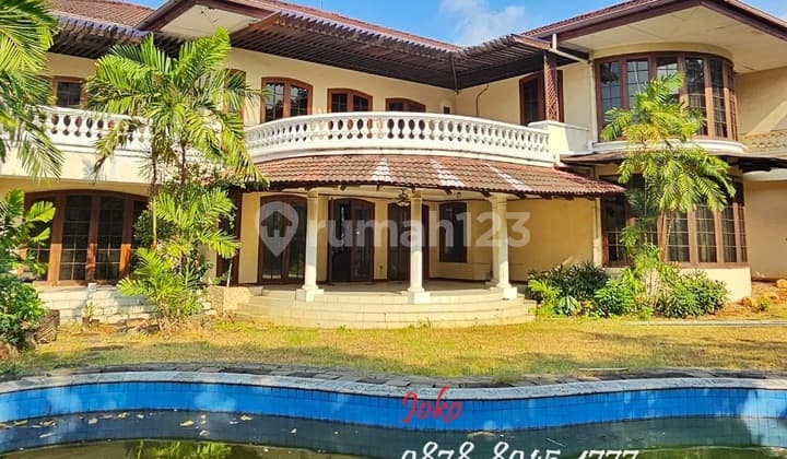 Rumah Mewah Lingkungan V V I P Bukit Golf Pondok Indah, Jakarta