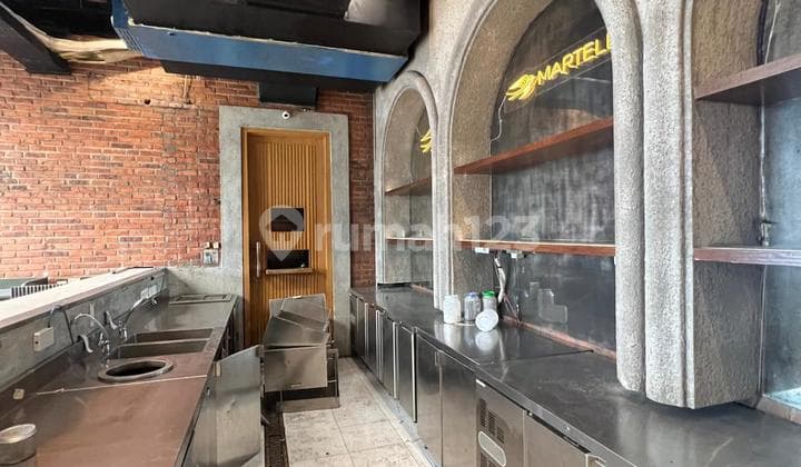 5-Story Building in Premium Location Jl. Senopati Raya, Kebayoran Baru