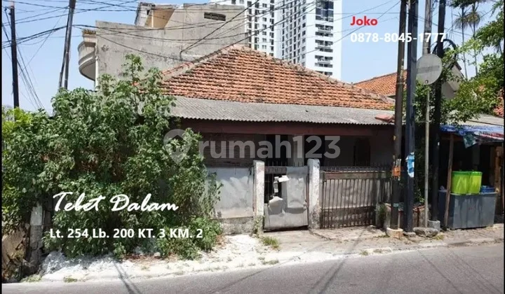 Rumah Lama H I T U N G T A N A H Jl. Tebet Dalam, Tebet, Jaksel