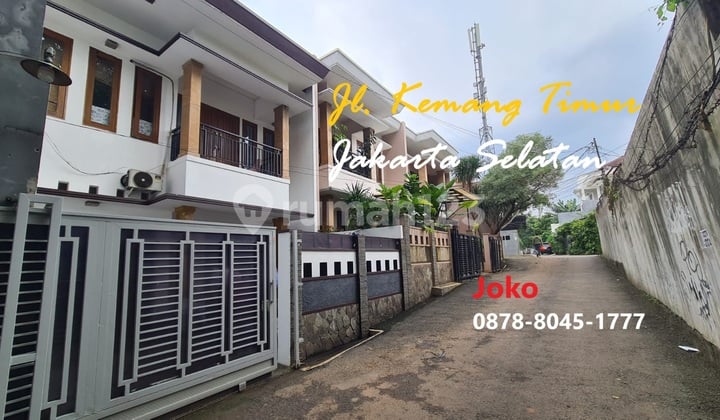 Rumah Cantik 2 Lt BEBAS BANJIR Jl. Kemang Timur, Kemang, Jakarta