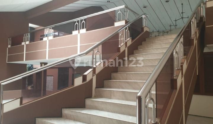 Disewakan Cepat Rumah Luas Strategis Di Kebayoran Lama Jakarta