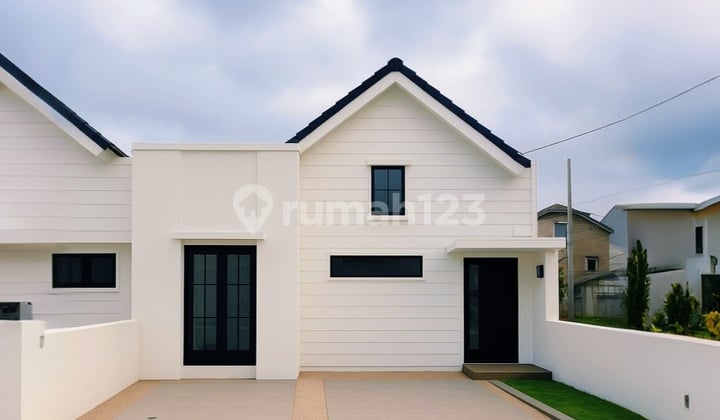 Rumah American Modern Nol Jalan Raya Provinsi Di Malang Kota - Lokasi Super Strategis & Siap Huni