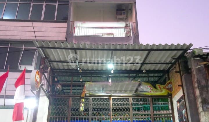 For Sale Nice Shophouse SHM Tambora, West Jakarta