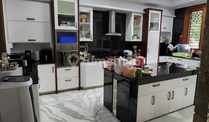 Rumah Furnished 3 Lantai Cluster Bgm Dekat Mall Kelapa Gading