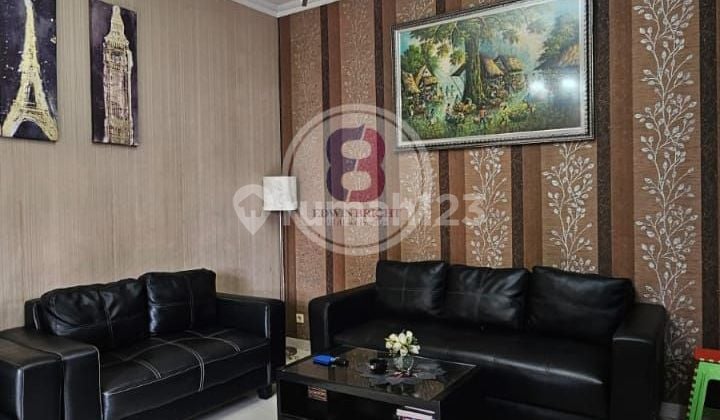 Rumah Asri Dan Kokoh Di Pinggir Jalan Cendrawasih Raya Ciputat