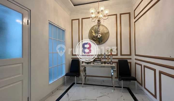 Dijual Cepat Rumah American Classic Kebayoran Residence Butuh Minim Renovasi