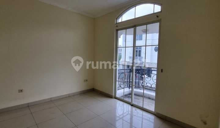 Termurah, Rumah 2Lantai bebas banjir SHM di Green Lake City