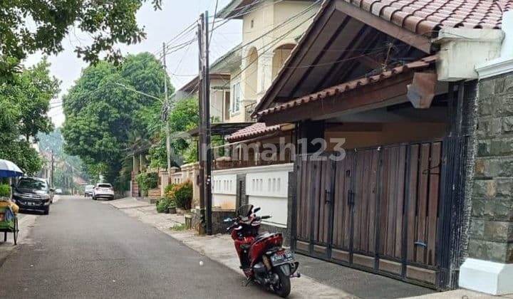 Hunian nyaman Aman Asri tidak banjir di Tebet Jakarta Selatan