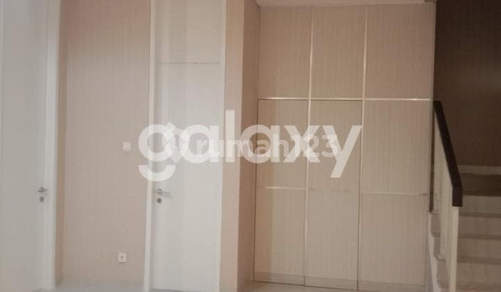 Rumah Siap Huni Lokasi Eastcoast Park Pakuwon City