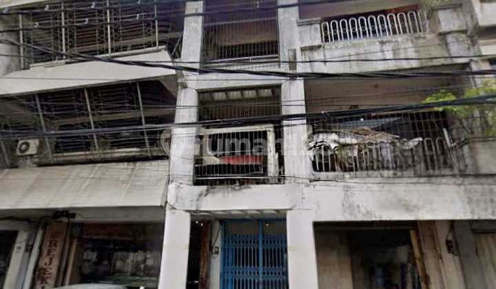 For Sale: Shop House on Raya Kapasan, Pocket Shape, East Surabaya For Sale: Shop House on Raya Kapasan, Pocket Shape, East Surabaya