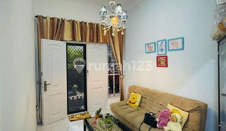 For Sale: 2-Story House in Babatan Beach near Kenjeran, Mulyosari, Sutorejo.