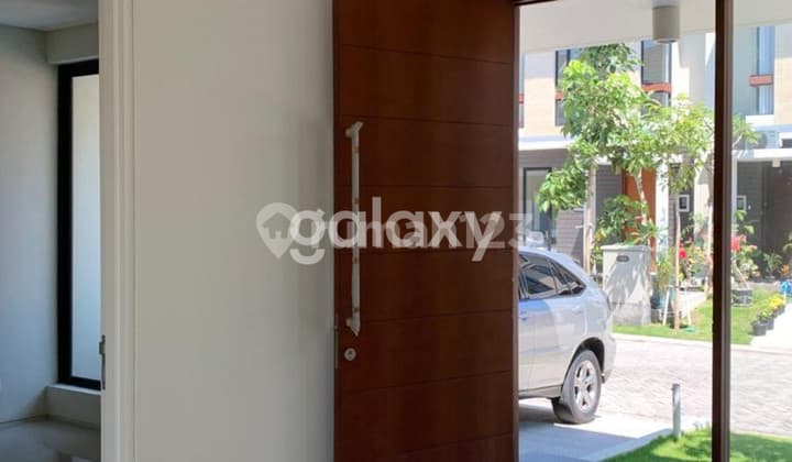 Rumah Northwest Lake Type Caspian Surabaya Barat