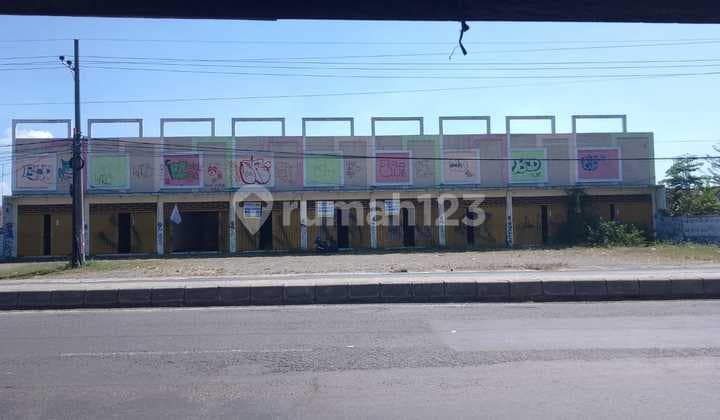 For Quick Sale, Ma'am: 9 Units of Shop Houses 0 Provincial Road, Suitable for Warehouse, Workshop, Shop Houses in Palrejo, Jombang