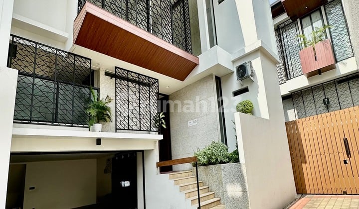 Brand New House Tropical Modern Di Kemang Barat