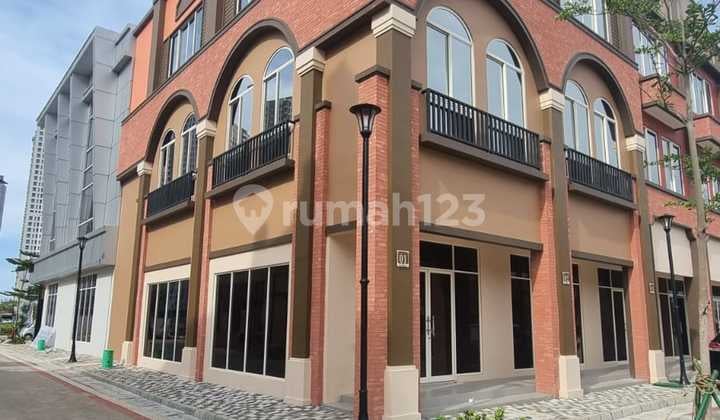 Ruko La Viera di Pik 2 Siap Pakai untuk Usaha