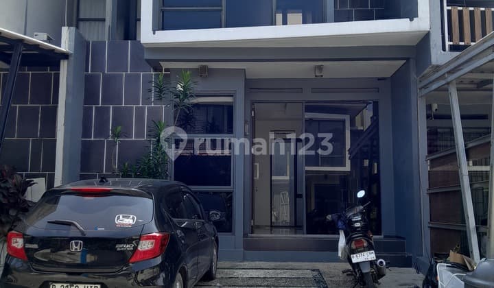 Ready-to-Occupy House Near Cisauk Station and BSD Aeon Mall