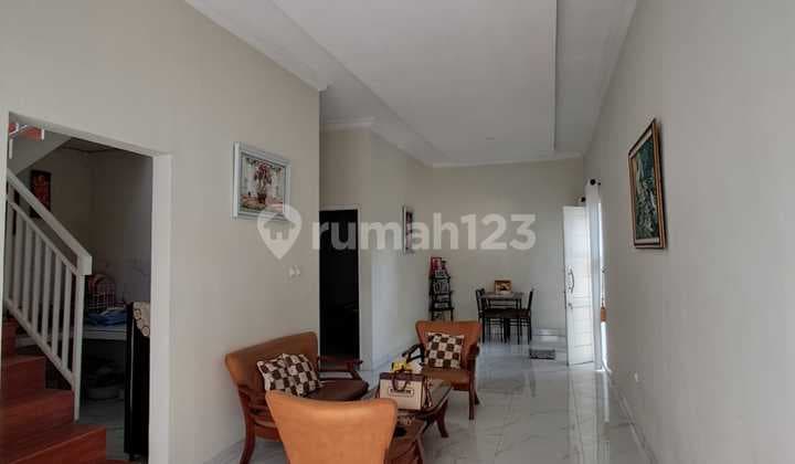 Rumah Siap Huni 3 Lantai Memiliki Sirkulasi Udara dan Pencahayaan Baik Lokasi Super Strategis di Jagakarsa Jakarta Selatan