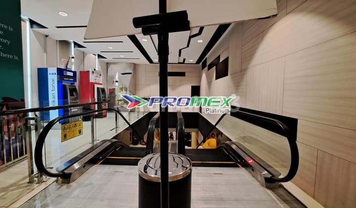 2-Story Building with Outdoor Parking in Cikupa, Tangerang Regency, Ready for Immediate Rent