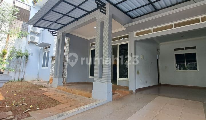 Rumah 2 Lantai Siap Huni Semi Furnished Lokasi Srategis di Citra Grand Cibubur
