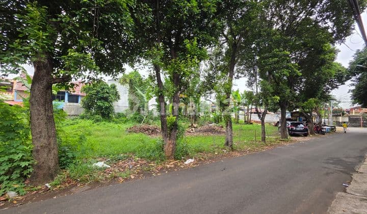 Jarang Ada! Tanah Luas 1425 m² Cocok untuk Dibangun Cluster atau Investasi Lokasi Strategis di Ulujami, Jakarta Selatan