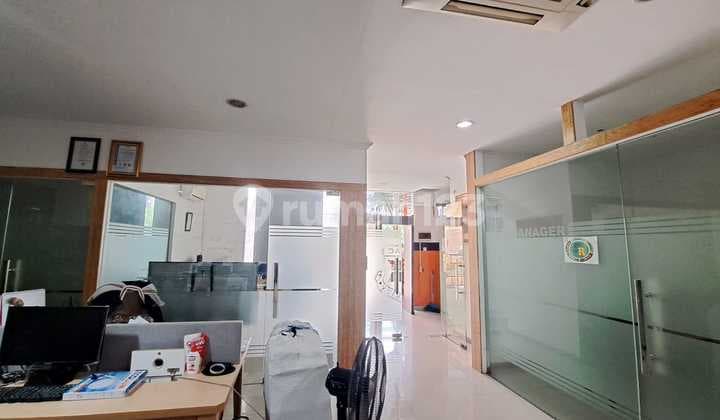 Bangunan Gudang dan Kantor Luas 4.335 m2 Akses Bisa Truk Container 40 Feet Lokasi Strategis Dekat Toll JORR di Jatiasih, Bekasi