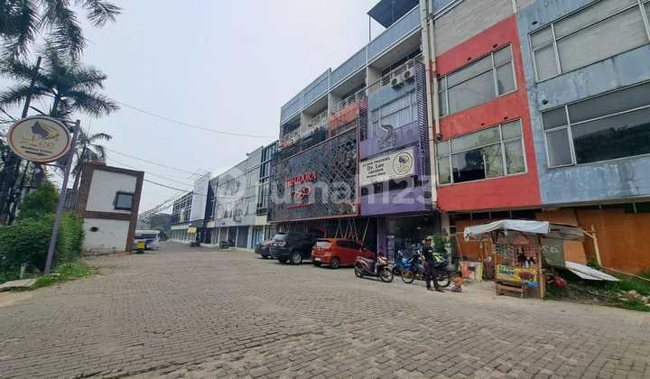 Dijual Obral Murah Hanya 8Milyar !! Ruko Gandeng 3 Unit Lokasi Super Strategis di Transyogi Cibubur Dekat Tol Cibubur Cocok Utk Berbagai Ruang Usaha/Kantor