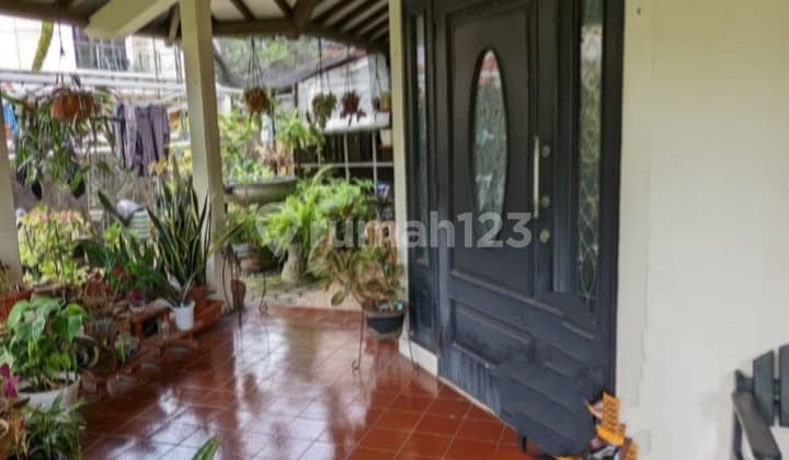 Rumah Apik Terawat di Villa Delima, Lebak Bulus Jaksel