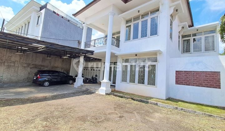 Rumah Bagus Kokoh Bisa Untuk Ruang Usaha Cilandak