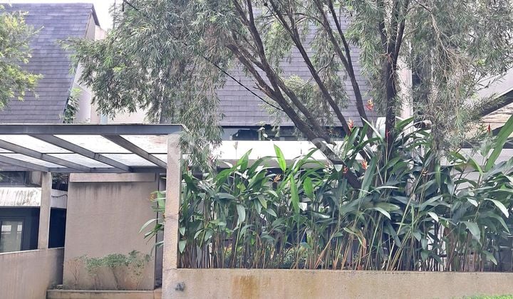 Rumah Dalam Komplek Yve Habitat Limo Jalan Lebar Di Limo Depok