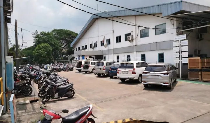 Gudang Di Pinggir Jalan Raya Pantura Tambun Bekasi