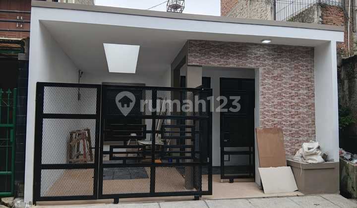 Rumah Baru Renovasi Dikomplek Puri Cipageran Indah