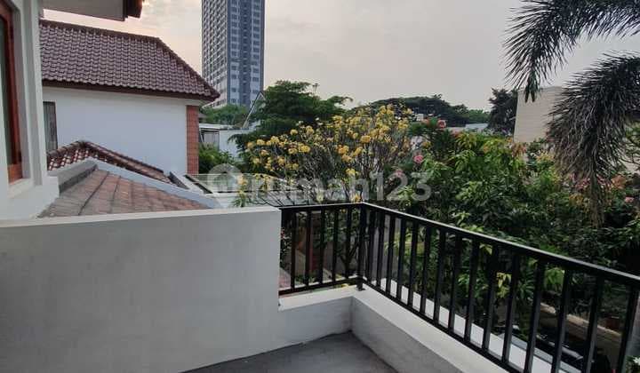 Rent Wide House Senayan Bintaro Sector 9