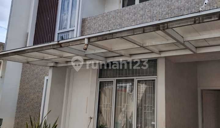 Rumah 2lt Jatiwaringin Jakarta Timur
