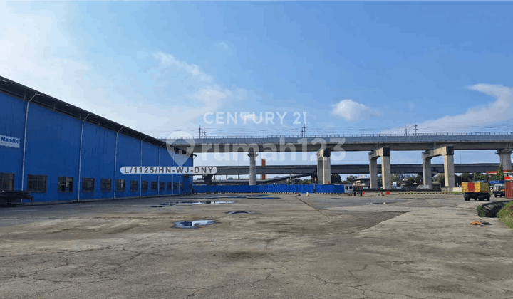 Land Suitable for Business in a Strategic Location at Cikampek Toll, Bekasi