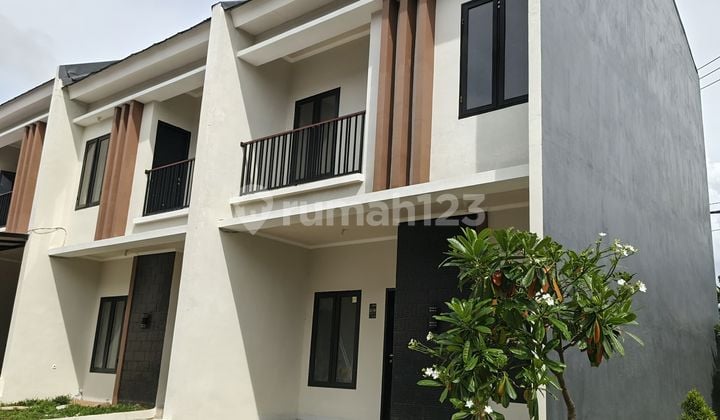 Rumah 2 Lantai Siap Huni Dekat Stiba Makassar