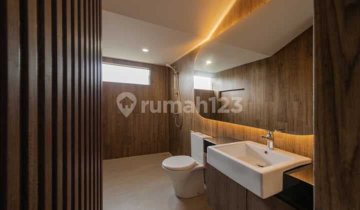 Rumah Ell Mewah Baru Daerah Semolowaru Manyar Nginden Intan
