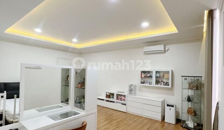 Rumah minimalis 2lt lux area pakuwon city sutorejo mulyosari prima surabaya