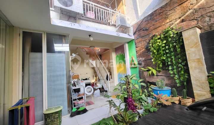 Ell House Area Sutorejo Prima Pakuwon City Mulyosari