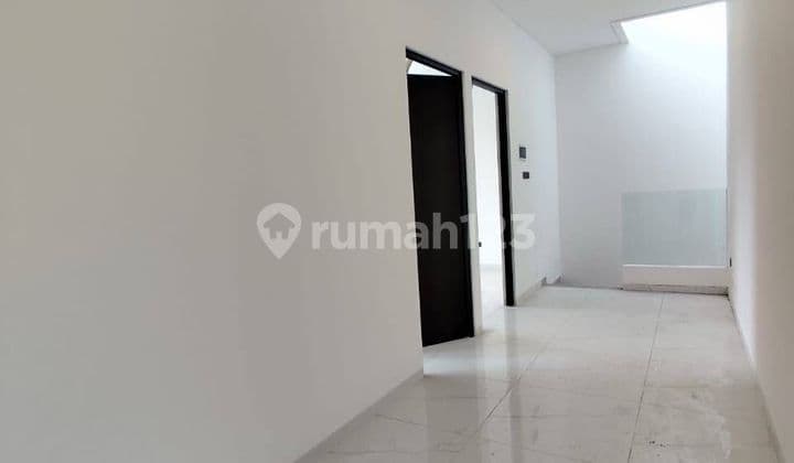 New Ell House Area Manyar Nginden Intan Semolowaru