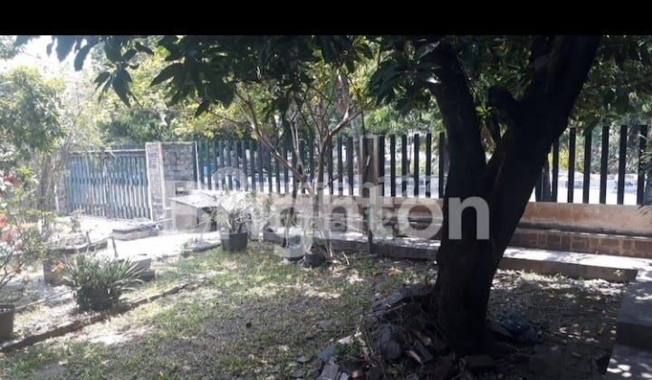 Rumah Besar Lp Di Tenggilis Mejoyo