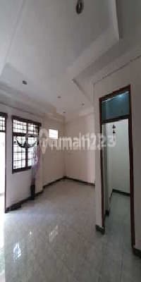Rumah Siap Huni Di Taman Kopo Indah Tki 1 Bandung