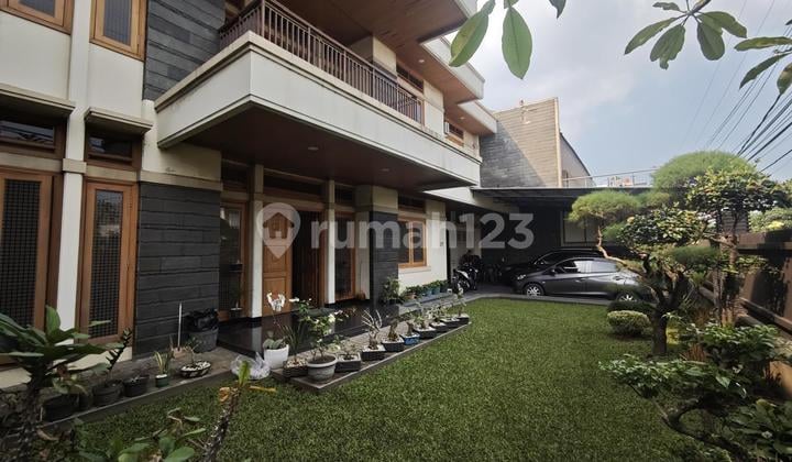 Rumah Besar & Mewah di Mekarwangi Semi Furnished Siap Huni