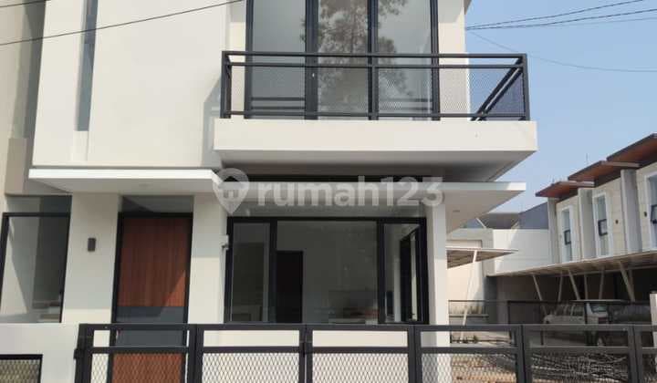 Dijual Rumah Baru Modern di Leuwisari Tengah Kota Bandung