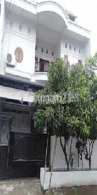 Rumah 3 Lantai Di Taman Kopo Indah Tki 2