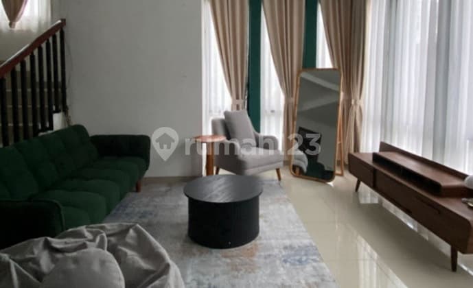 Rumah Full Furnished One Gate System Di Setra Duta Harmony