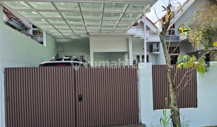 For Sale! Rumah Cantik Siap Huni di Graha Raya