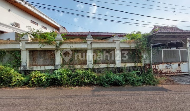 Dijual Rumah Hitung Tanah di Bintaro Sektor 1, Harga Murah!