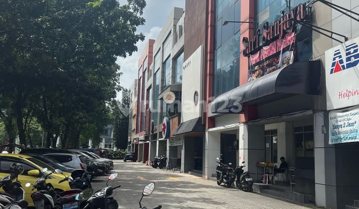 Disewakan Ruko 3 Lantai Strategis di Pusat Bisnis Kawasan Bintaro Jaya Sektor 9